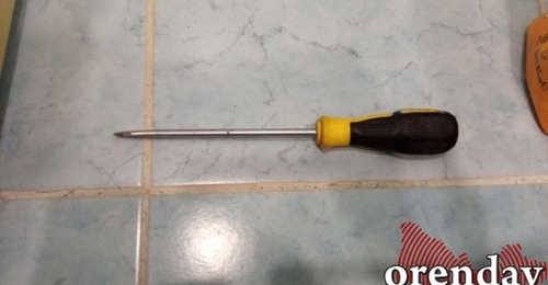 В Медногорске мужчина ограбил «Пятерочку», напав на кассира с отверткой