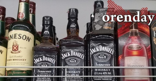 Пьяный оренбуржец пытался вынести из магазина две бутылки виски