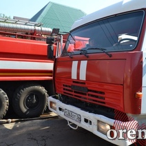 В Новотроицке горел автомобиль