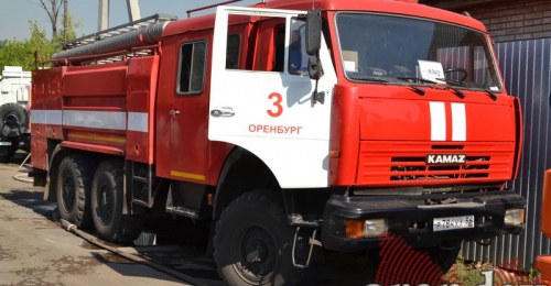 В Новоорском районе во время пожара пострадала женщина