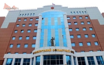 В Оренбурге суд восстановил в должности психиатра, отстраненного от работы за отказ от вакцинации