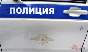 Росгвардейцы на «УАЗе» вытащили застрявшую фуру в центре Орска