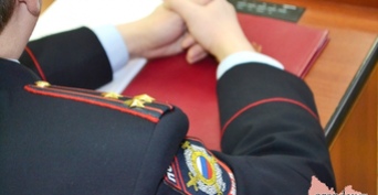 Шестиклассник из Орска пришел на уроки с игрушечным пистолетом и всех перепугал