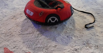 Оренбужцев предупредили о штрафах за покатушки на «ватрушках» и санках, привязанных к автомобилю