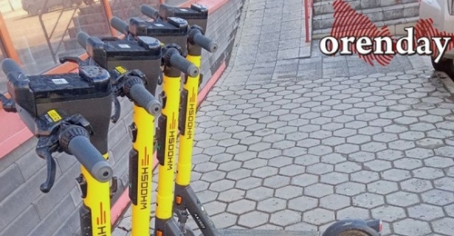 В Орске пьяный мужчина рассекал на электросамокате