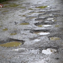 ООО «Транс Строй» ответит за ущерб, причиненный автомобилю в результате наезда на выбоину 