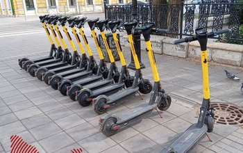 В Оренбурге в 2023 году не появятся новые знаки для электросамокатчиков
