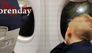 Житель Оренбуржья самоудовлетворял себя в самолете рядом с ребенком (18+)