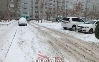 В Оренбурге не хватает техники для уборки снега и наледи с улиц города