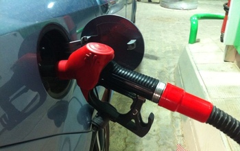В Оренбурге снова выросли цены на бензин