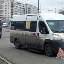 В Оренбурге водитель маршрутки украл забытую в салоне банковскую карту пассажира