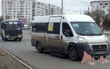 В Оренбурге водитель маршрутки украл забытую в салоне банковскую карту пассажира