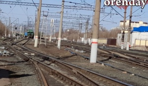 В Орске двое подростков на железнодорожных путях раскрутили крепление