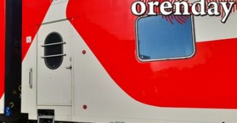 Жительница Оренбурга винит в переломе ноги перевозчика пассажирского поезда