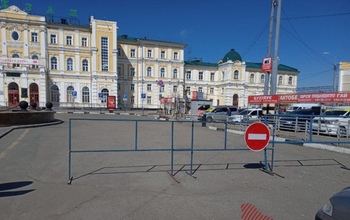 В Оренбурге пешеходная зона возле привокзальной площади погрузилась во тьму