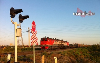 В Оренбурге закроют на ремонт железнодорожные переезды: снова на Театральной