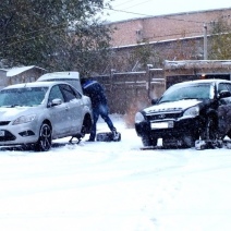 Главный дорожный полицейский Оренбуржья призвал автомобилистов сменить летнюю резину на зимнюю