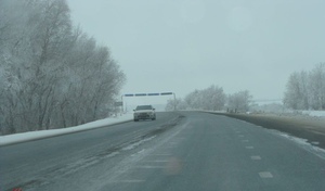 В Оренбуржье из-за метели начали перекрывать трассы