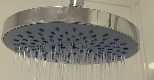 Литье воды без счетчика подорожало в Оренбурге вдое