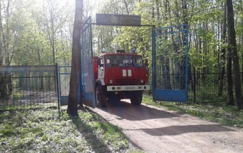 В Оренбурге ночью полыхала посадка на объездной