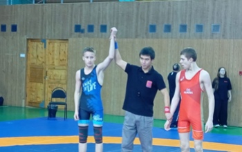 В Оренбурге прошел турнир по спортивной борьбе среди юношей