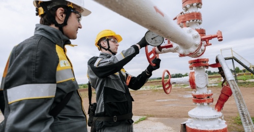 От учебной скамьи — к нефтяному промыслу: как «Оренбургнефть» растит кадры