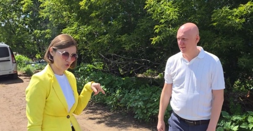 ЛДПР борется с незаконной фермой, отравляющей воздух жителям Кушкуля