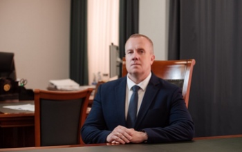 Управляющий директор Уральской Стали поздравляет с Днем матери