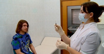 Уральская Сталь создала коллективный иммунитет против гриппа и пневмококка: привито почти три тысячи металлургов