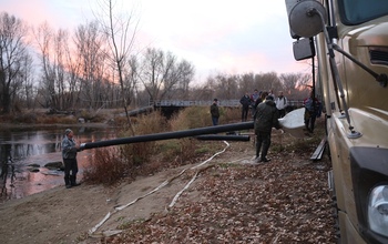 Системная экологическая работа: Уральская Сталь провела очередное зарыбление реки Урал