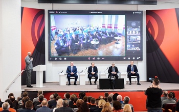 Предприятия Уральской Стали во второй раз объединила Прямая линия 