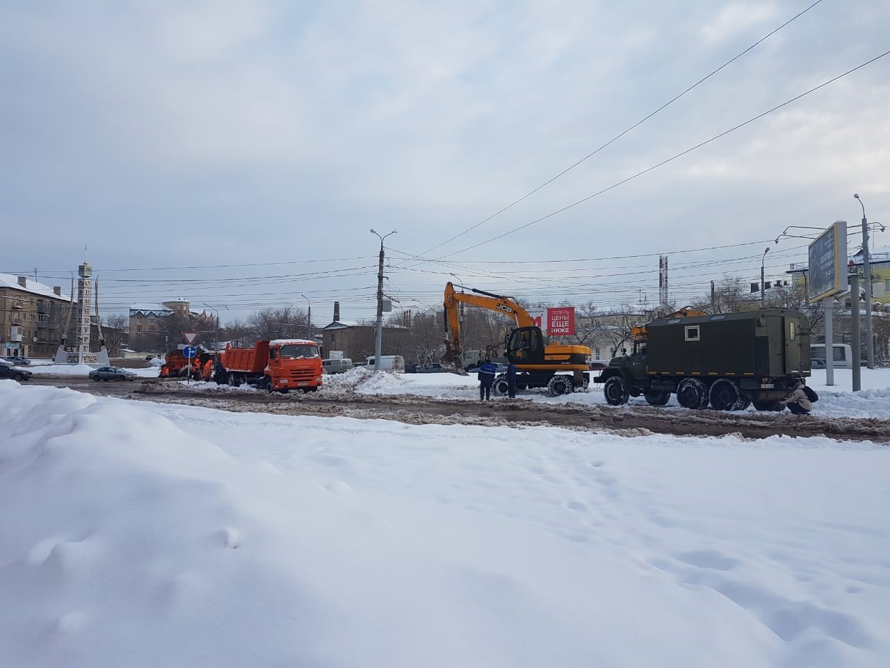 Росводоканал Оренбург» продолжает восстановительные работы на водоводе по  ул. Брыкина | Новости Оренбурга