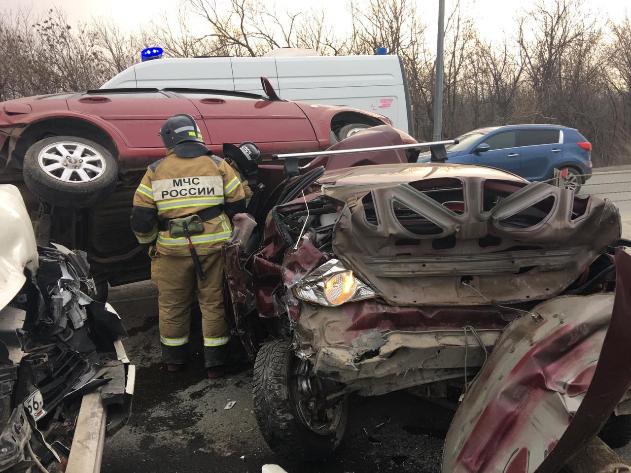 В Оренбурге в жёстком ДТП на Загородном шоссе пострадали три человека |  Новости Оренбурга