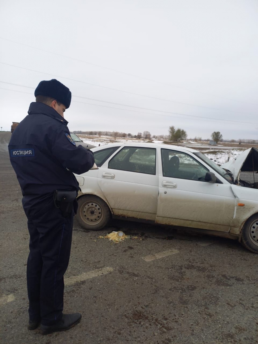 Под Ташлой водитель автомобиля ИЖ погиб при столкновении с Lada Priora  (18+) | Новости Оренбурга