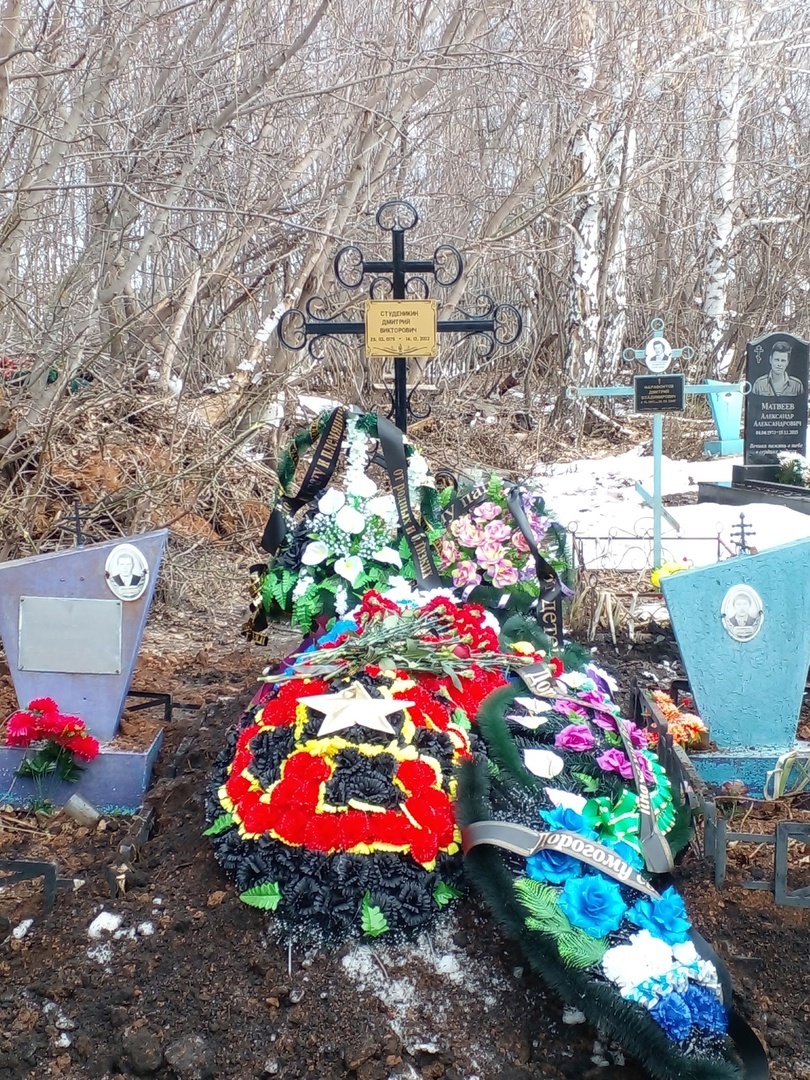 Кладбище похороненных сво. Могилы ЧВК Вагнер.