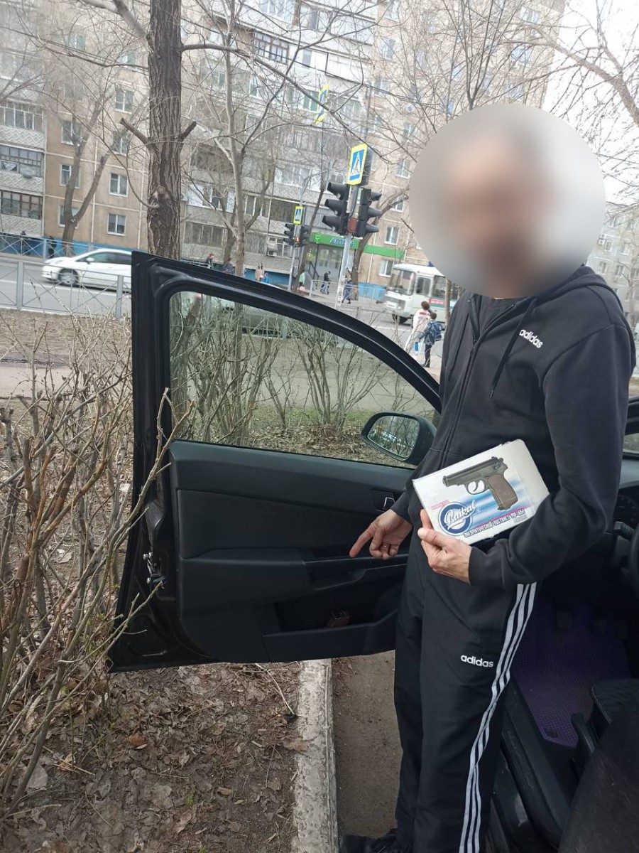 В Оренбурге обстрелявший автомобиль пьяный мужчина целился в «треногу» |  Новости Оренбурга