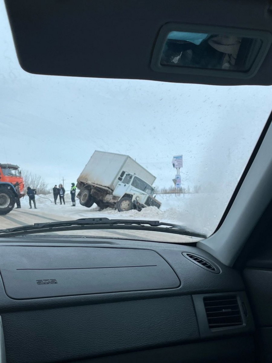 Вопрос с дорогой Бугуруслан-Заглядино находится на контроле Генпрокуратуры,  а люди слагают о ней поэмы | Новости Оренбурга