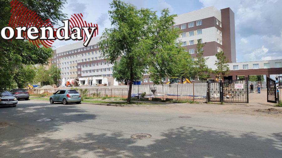 В Оренбурге территорию у памятника медицинским работникам облагородят за 69 млн рублей