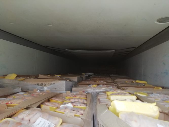 В Оренбуржье на границе с Казахстаном уничтожили 18 тонн крыльев цыплят 