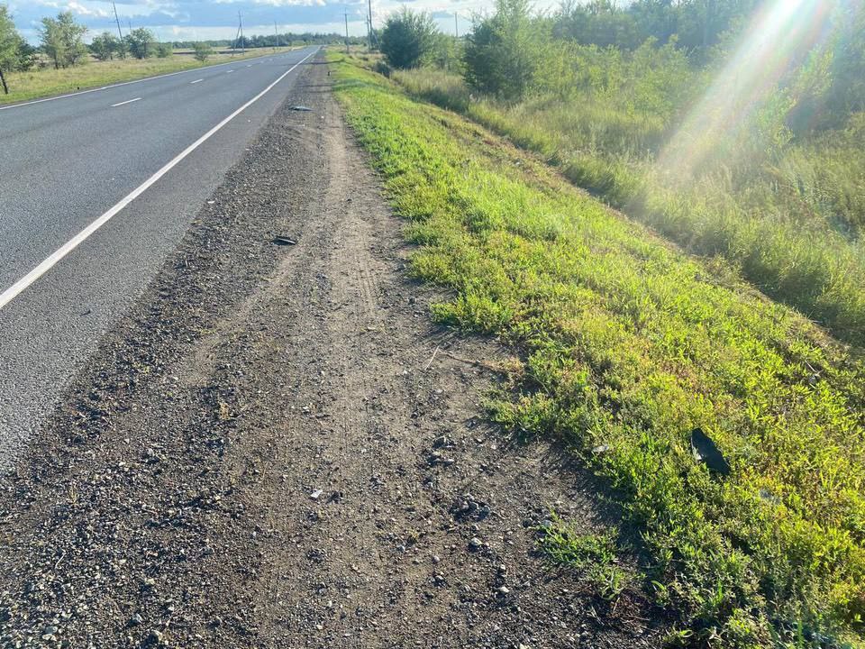 Внимание розыск: на трассе Оренбург-Илек неизвестный водитель насмерть сбил мужчину и скрылся (18+)