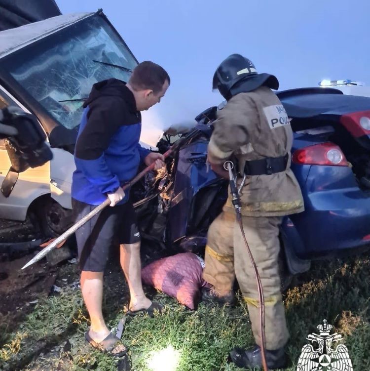 В Оренбуржье при столкновении трех ТС погибли два человека