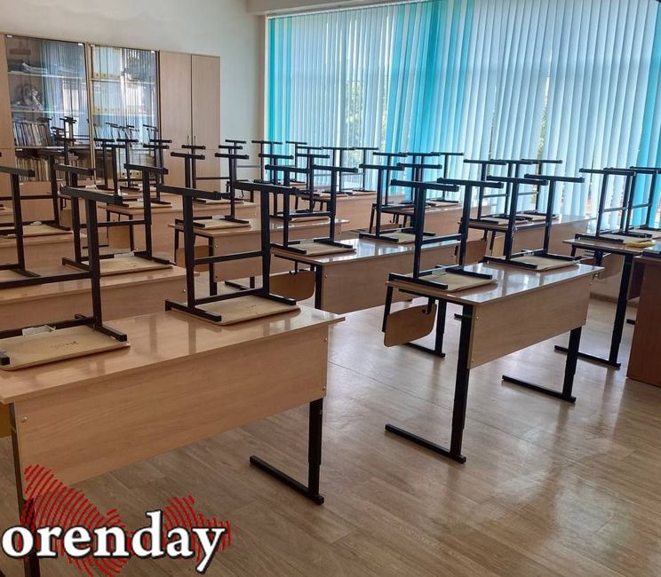 В Оренбурге территорию школы убирал нелегальный мигрант