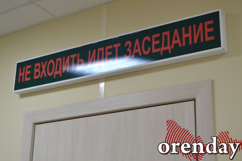 Скрипящий матрас с клопами: оренбуржцы получили товар, на котором невозможно спать