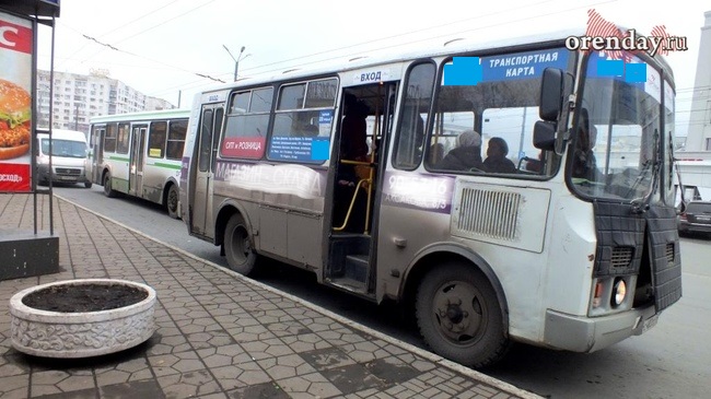 В мэрии Оренбурга заявили: в 18:45 по городу ездят … Foto 16