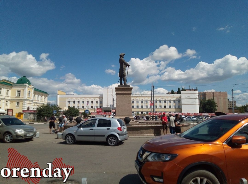 Площадь в оренбурге